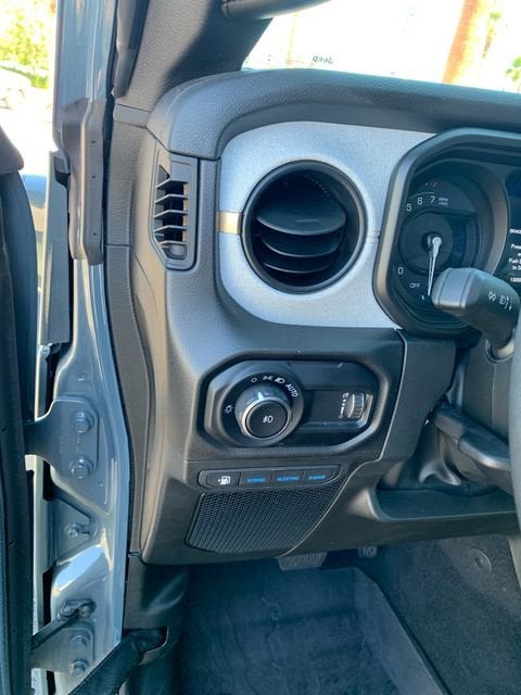 2025 Jeep Wrangler 4xe Willys