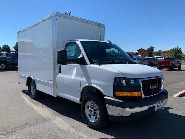 2024 GMC Savana Cutaway 3500 1WT