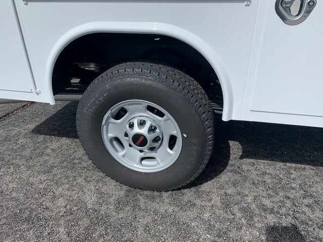 2025 GMC Sierra 2500 HD Pro