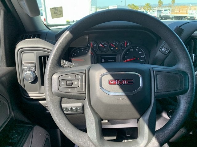 2025 GMC Sierra 2500 HD Pro