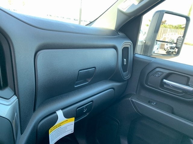 2025 GMC Sierra 2500 HD Pro