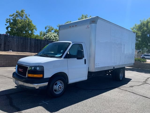2017 GMC Savana Cutaway 3500 Work Van