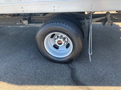 2017 GMC Savana Cutaway 3500 Work Van