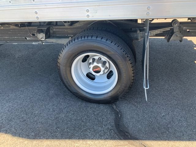 2017 GMC Savana Cutaway 3500 Work Van