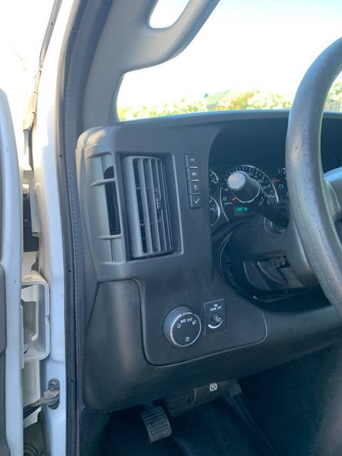 2017 GMC Savana Cutaway 3500 Work Van