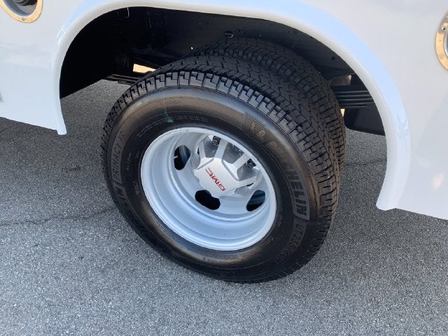 2026 GMC Sierra 3500 HD Chassis Cab Pro