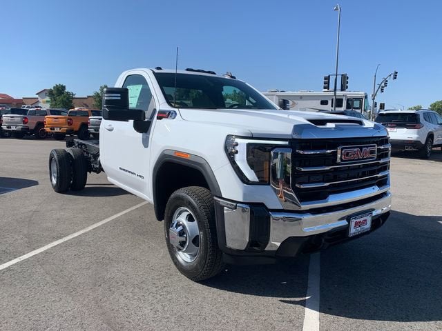 2026 GMC Sierra 3500 HD Chassis Cab SLE