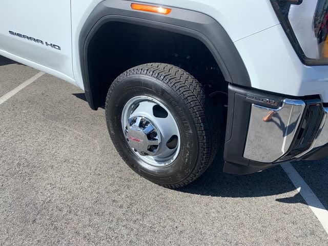 2026 GMC Sierra 3500 HD Chassis Cab SLE