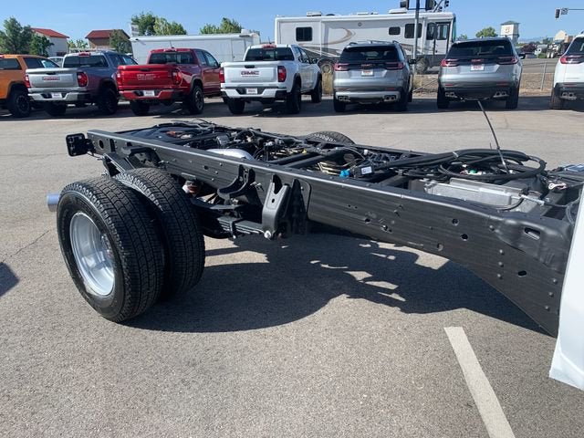 2026 GMC Sierra 3500 HD Chassis Cab SLE