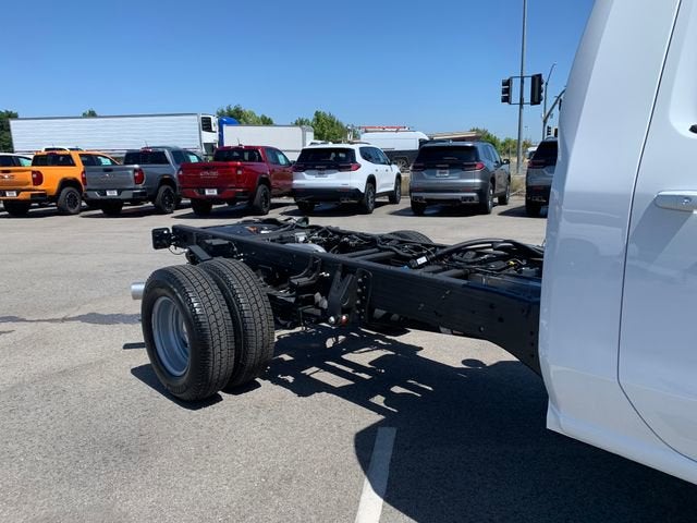 2026 GMC Sierra 3500 HD Chassis Cab SLE