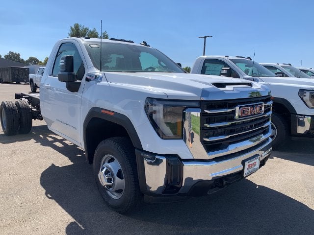 2026 GMC Sierra 3500 HD Chassis Cab SLE