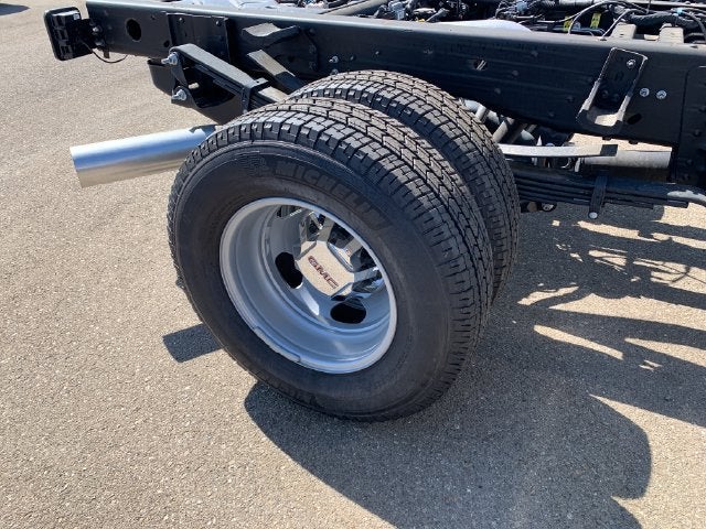2026 GMC Sierra 3500 HD Chassis Cab SLE