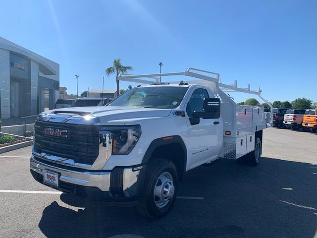 2026 GMC Sierra 3500 HD Chassis Cab Pro