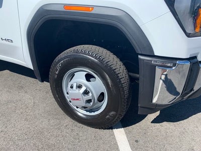 2026 GMC Sierra 3500 HD Chassis Cab Pro