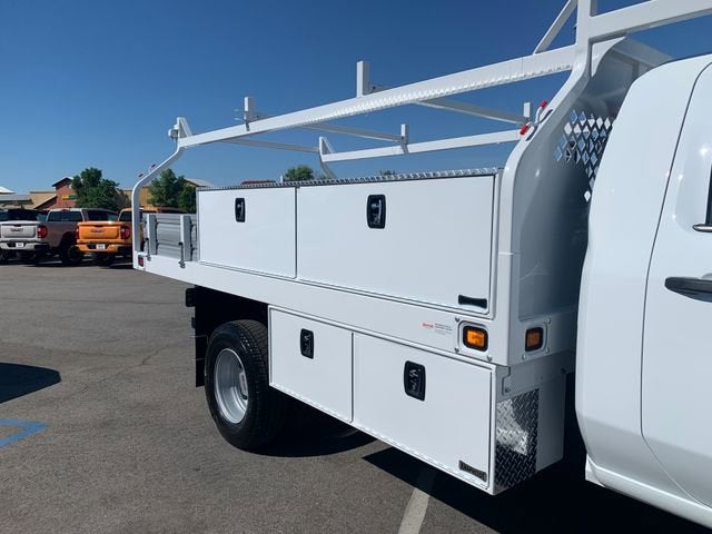 2026 GMC Sierra 3500 HD Chassis Cab Pro