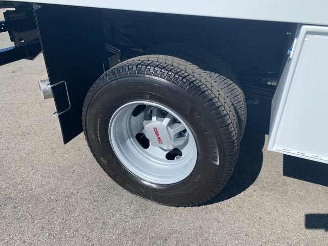 2026 GMC Sierra 3500 HD Chassis Cab Pro