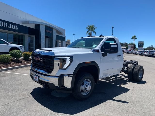 2026 GMC Sierra 3500 HD Pro DRW