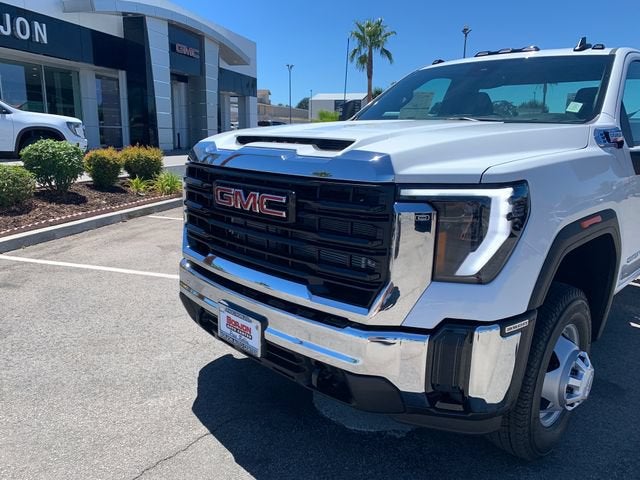 2026 GMC Sierra 3500 HD Pro DRW