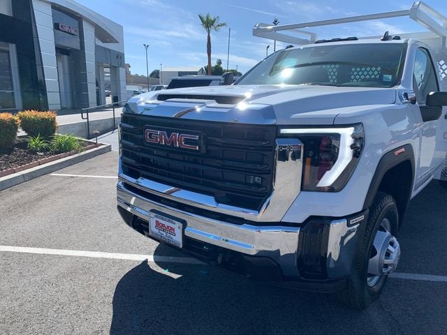 2026 GMC Sierra 3500 HD Chassis Cab Pro