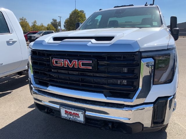2026 GMC Sierra 3500 HD Chassis Cab Pro