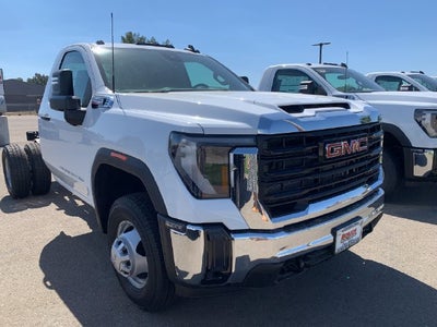 2026 GMC Sierra 3500 HD Chassis Cab Pro
