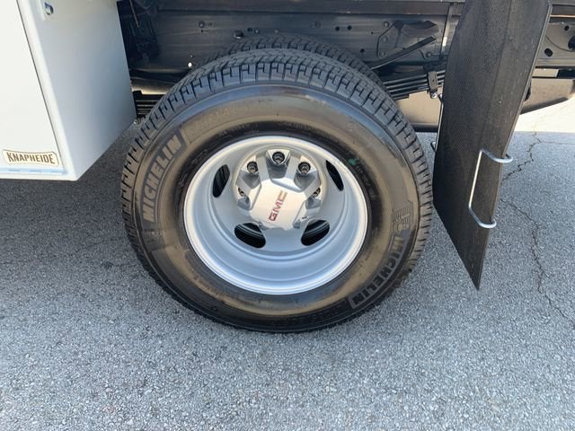 2026 GMC Sierra 3500 HD Chassis Cab Pro