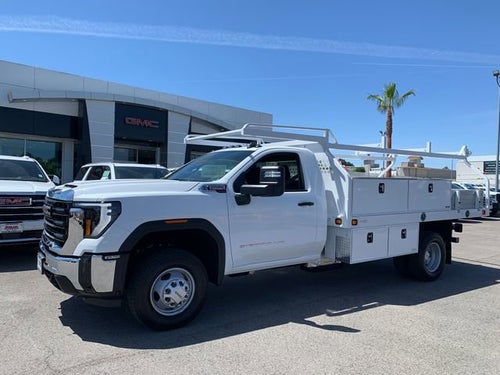2026 GMC Sierra 3500 HD Chassis Cab Pro