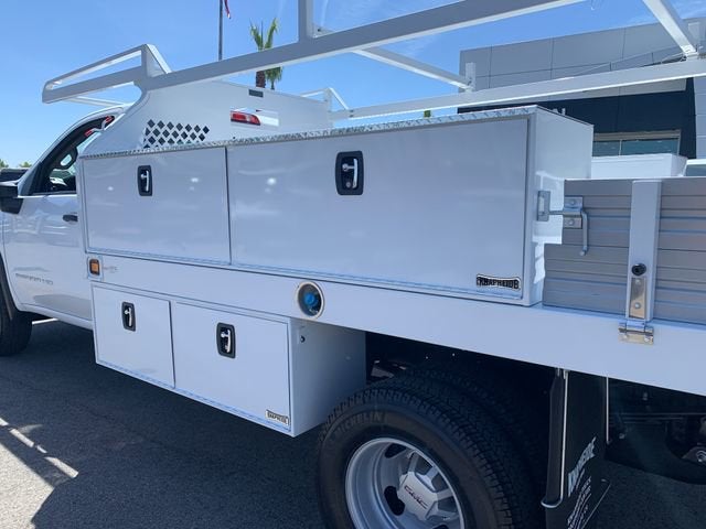 2026 GMC Sierra 3500 HD Chassis Cab Pro