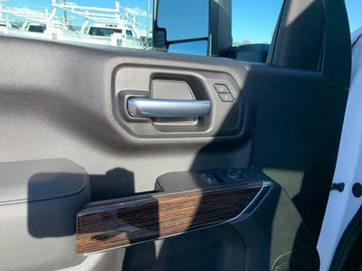 2026 GMC Sierra 3500 HD Chassis Cab SLE