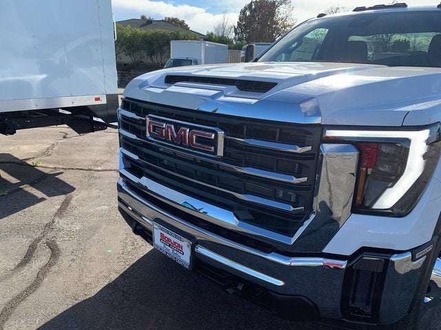 2026 GMC Sierra 3500 HD Chassis Cab SLE
