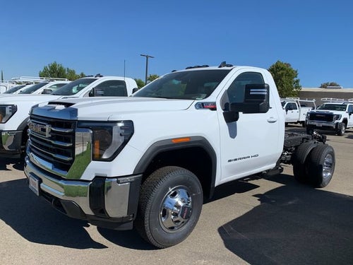2026 GMC Sierra 3500 HD Chassis Cab SLE