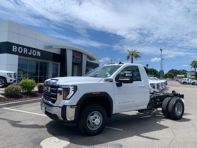 2026 GMC Sierra 3500 HD Chassis Cab SLE