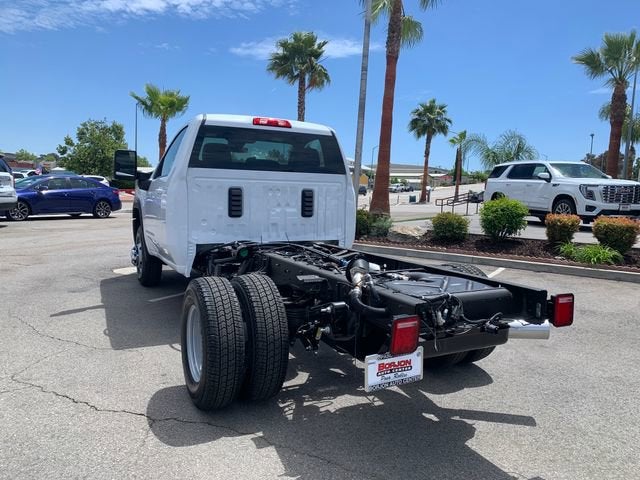 2026 GMC Sierra 3500 HD Chassis Cab SLE