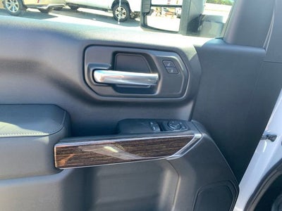 2026 GMC Sierra 3500 HD Chassis Cab SLE