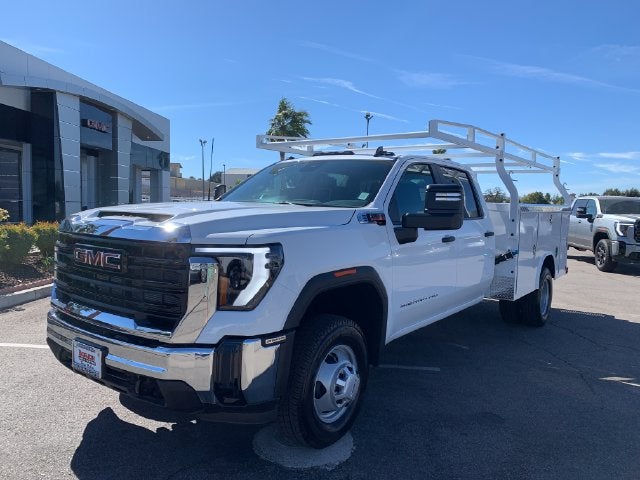 2026 GMC Sierra 3500 HD Chassis Cab Pro
