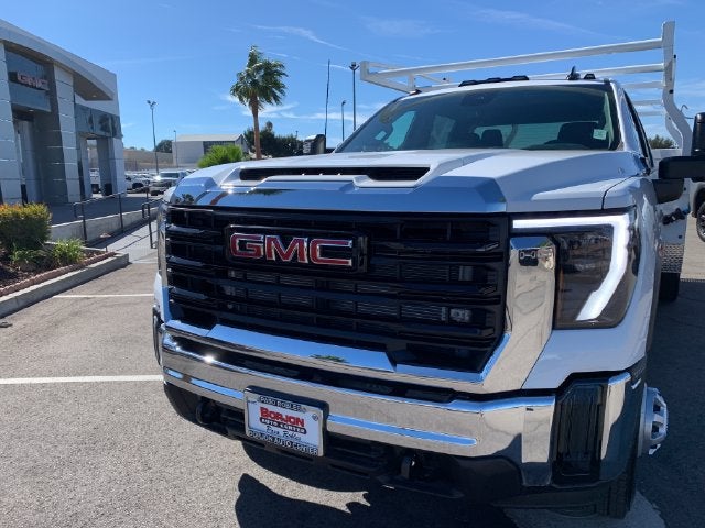 2026 GMC Sierra 3500 HD Chassis Cab Pro