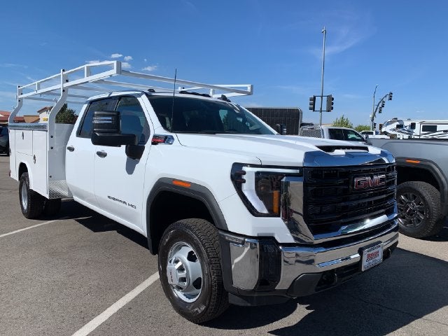 2026 GMC Sierra 3500 HD Chassis Cab Pro