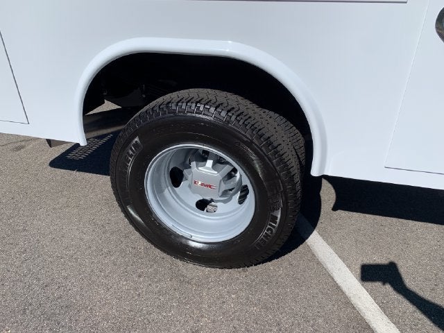 2026 GMC Sierra 3500 HD Chassis Cab Pro