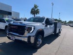 2025 GMC Sierra 3500 HD Chassis Cab Pro