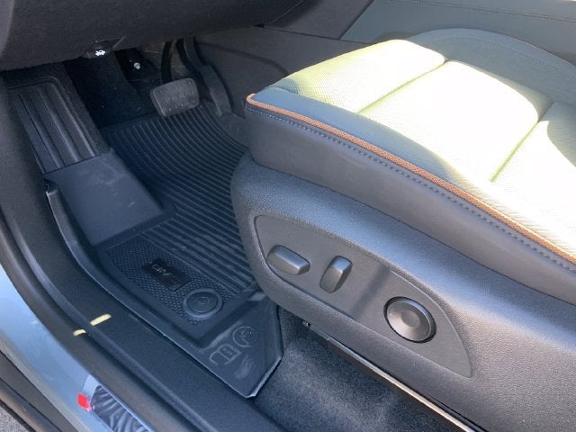 2027 GMC Acadia AT4 - Photo 21