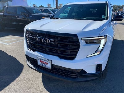 2026 GMC Acadia Elevation