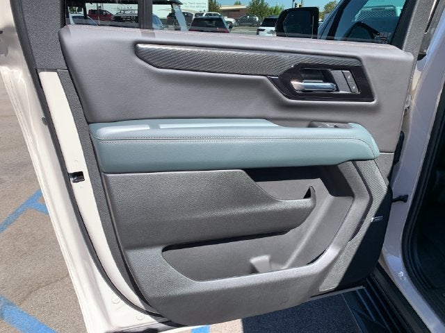 2027 GMC Yukon XL AT4