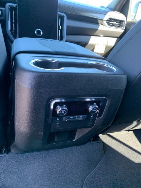 2027 GMC Yukon XL AT4