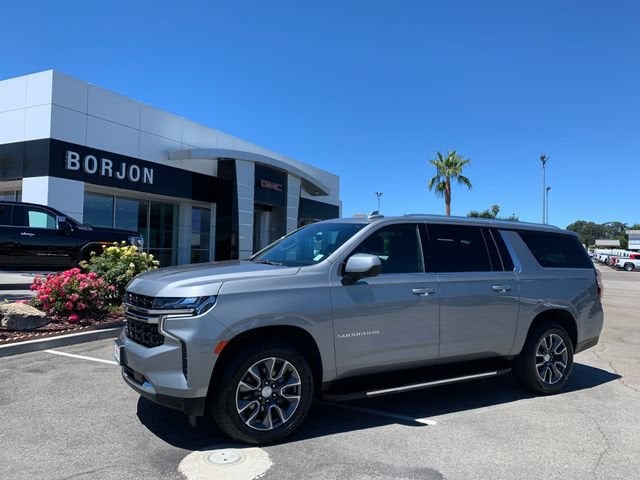 2023 Chevrolet Suburban LS