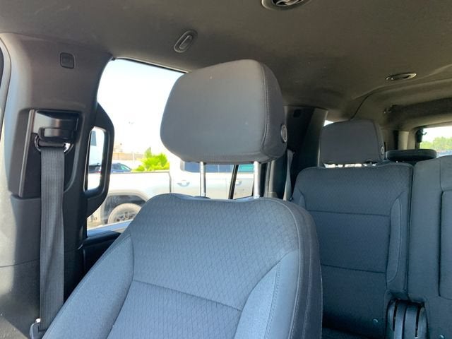 2023 Chevrolet Suburban LS