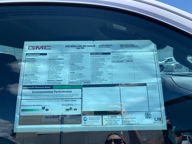 2025 GMC Sierra 3500 HD Pro