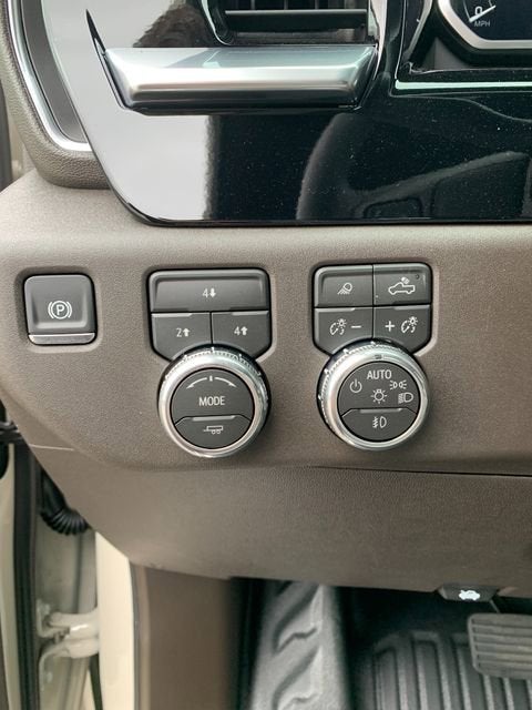 2026 GMC Sierra 3500 HD SLE DRW