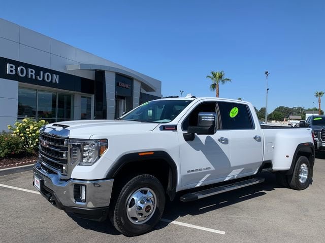 2022 GMC Sierra 4WD Crew Cab Standard Box SLT's photo
