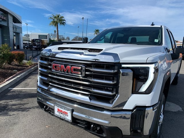 2026 GMC Sierra 2500 HD SLE
