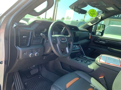 2025 GMC Sierra 2500 HD AT4